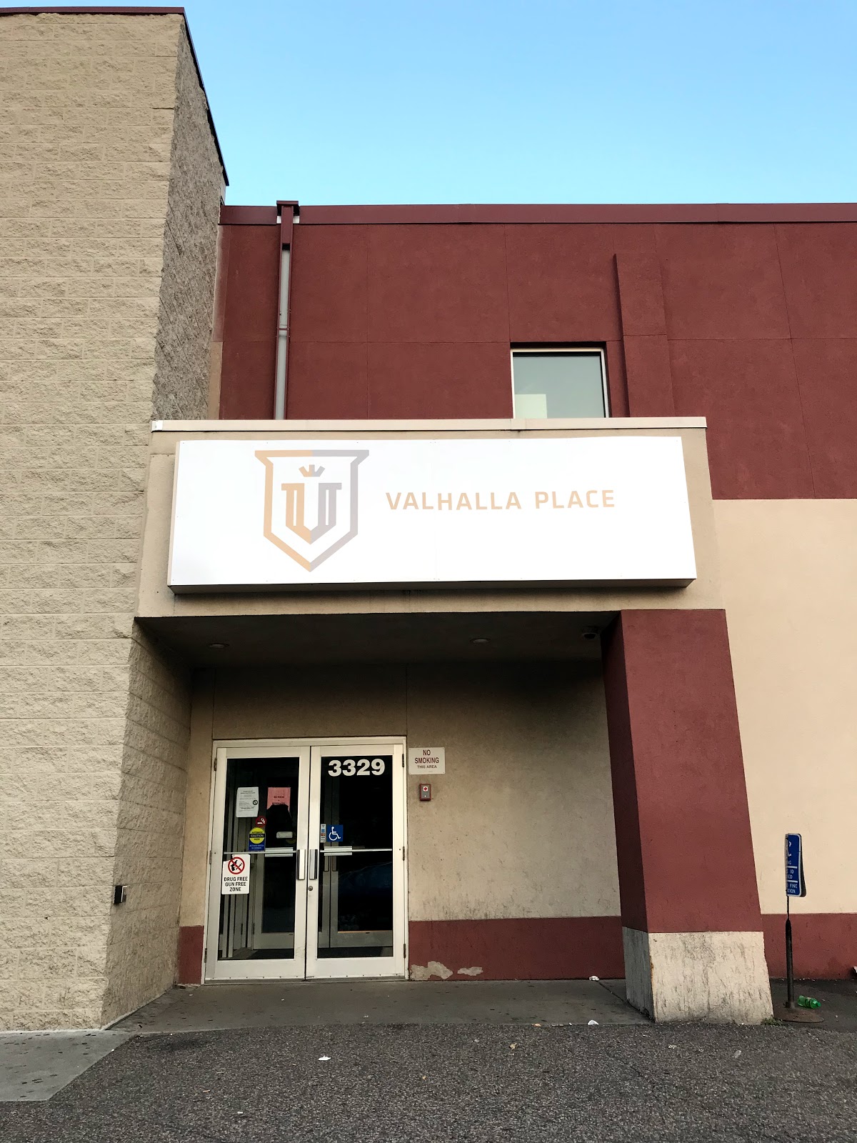 Valhalla Place 3329 University Avenue SE