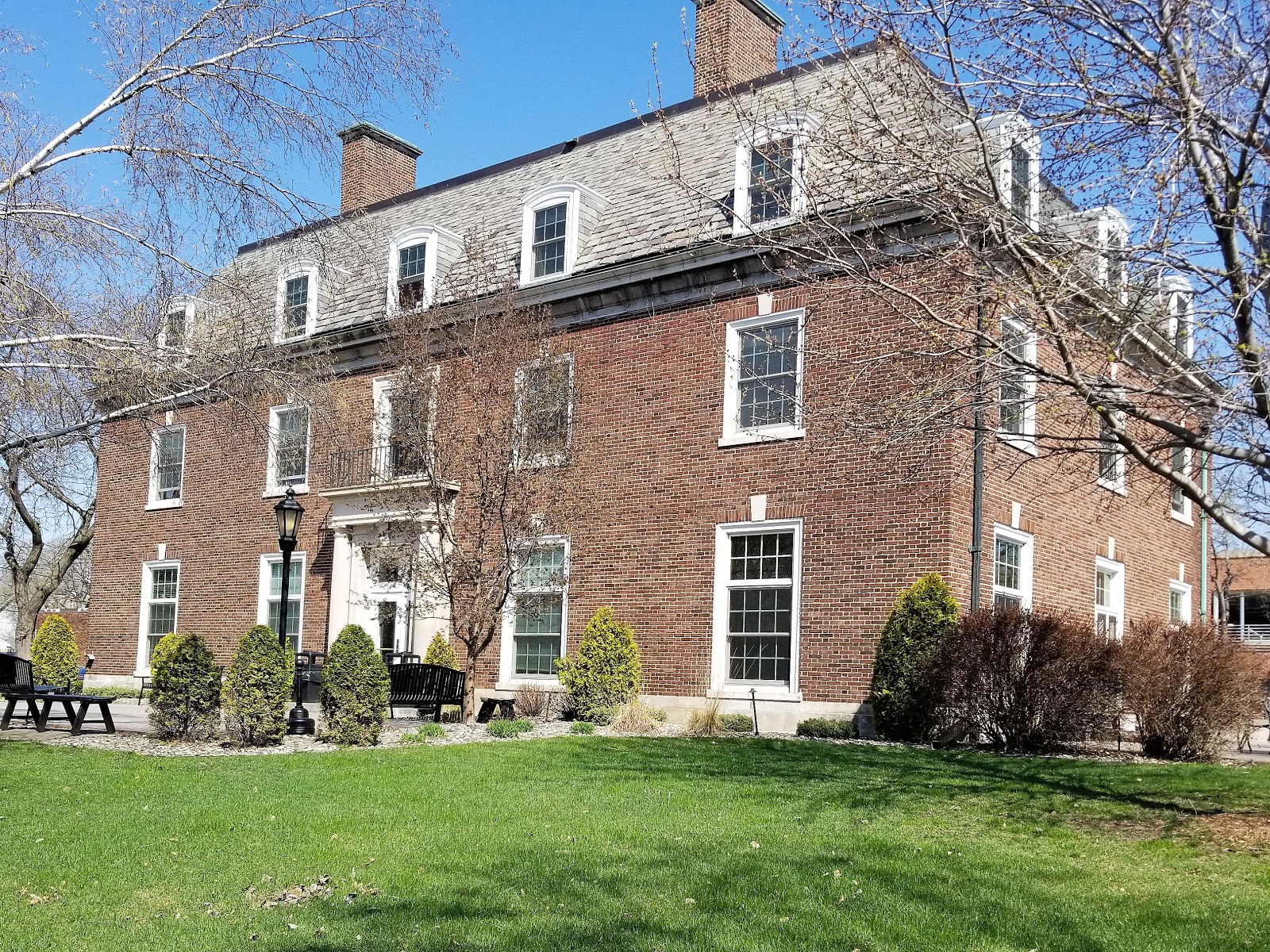 Park Avenue Center - Women's